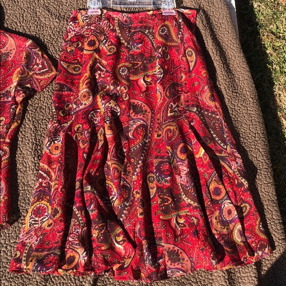 Skirt Set - Picture 7 of 10